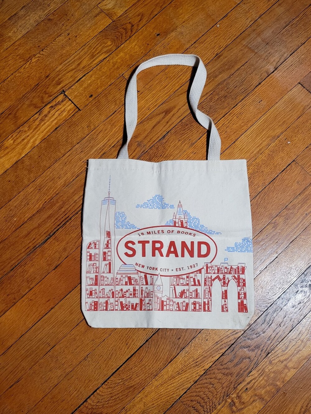 NYC STRAND Limited edition 2020 Holiday tote. Out Of Stock